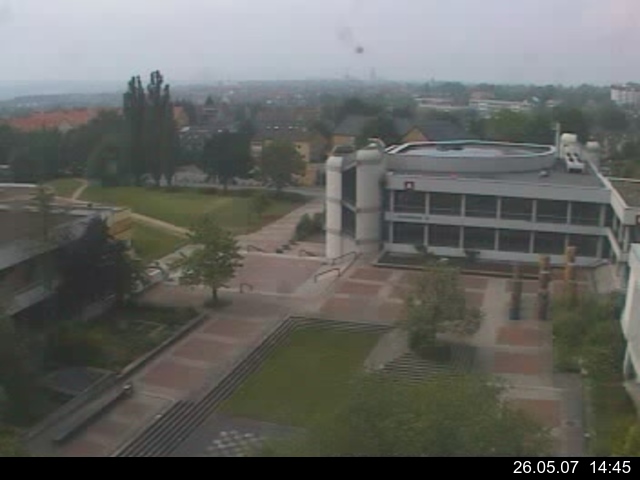 Foto der Webcam: Verwaltungsgeb&auml;ude, Innenhof mit Audimax, H&ouml;rsaal-Geb&auml;ude 1