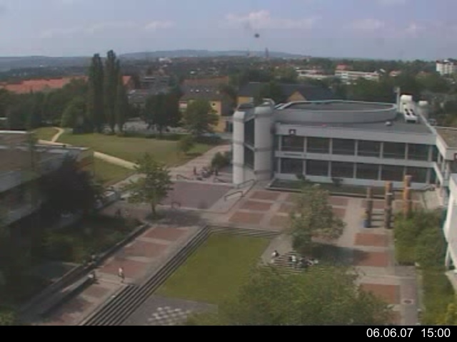 Foto der Webcam: Verwaltungsgeb&auml;ude, Innenhof mit Audimax, H&ouml;rsaal-Geb&auml;ude 1