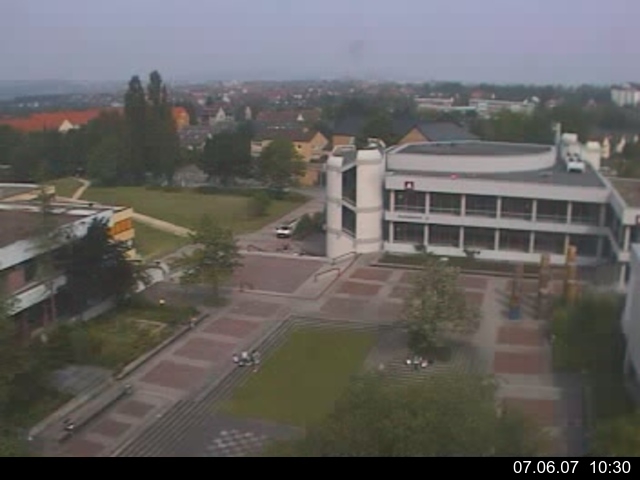 Foto der Webcam: Verwaltungsgeb&auml;ude, Innenhof mit Audimax, H&ouml;rsaal-Geb&auml;ude 1