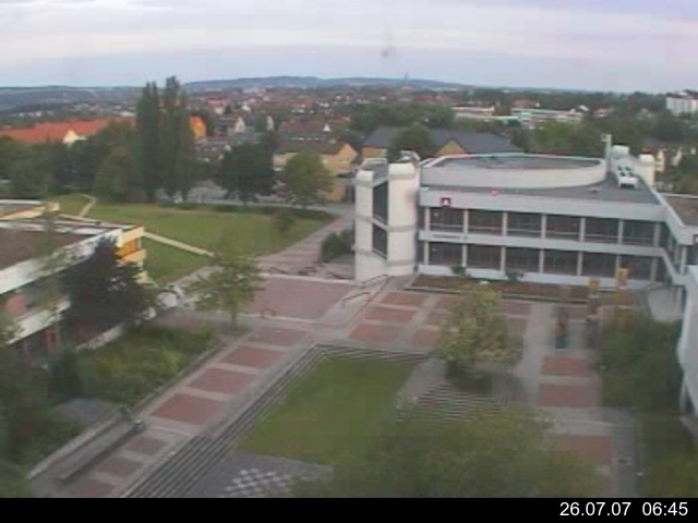 Foto der Webcam: Verwaltungsgeb&auml;ude, Innenhof mit Audimax, H&ouml;rsaal-Geb&auml;ude 1
