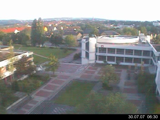 Foto der Webcam: Verwaltungsgeb&auml;ude, Innenhof mit Audimax, H&ouml;rsaal-Geb&auml;ude 1