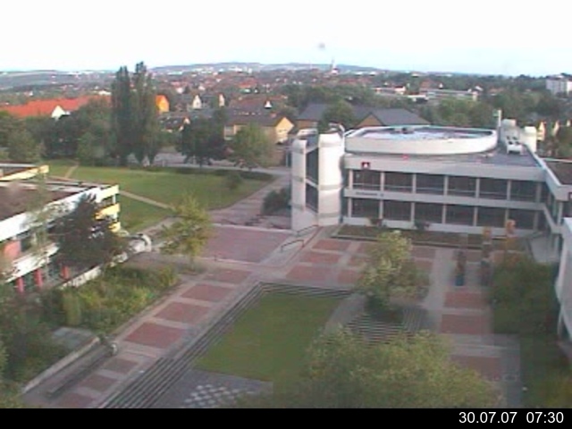 Foto der Webcam: Verwaltungsgeb&auml;ude, Innenhof mit Audimax, H&ouml;rsaal-Geb&auml;ude 1