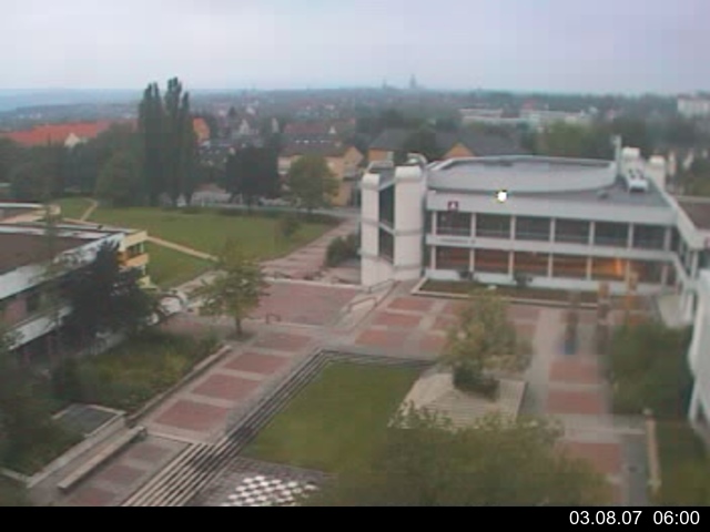 Foto der Webcam: Verwaltungsgeb&auml;ude, Innenhof mit Audimax, H&ouml;rsaal-Geb&auml;ude 1