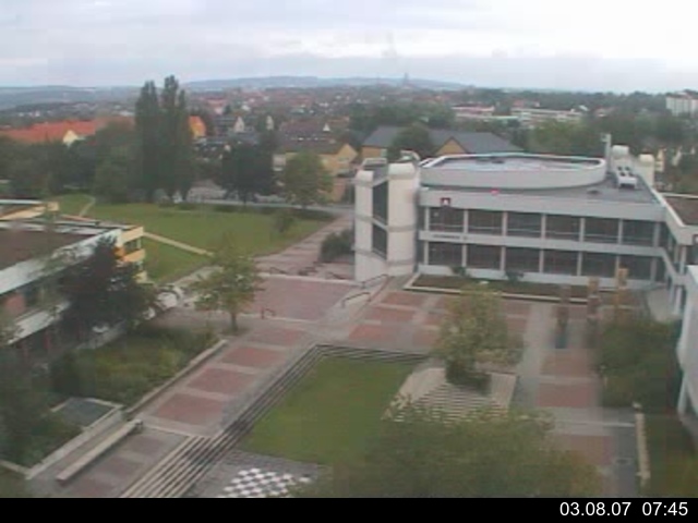 Foto der Webcam: Verwaltungsgeb&auml;ude, Innenhof mit Audimax, H&ouml;rsaal-Geb&auml;ude 1