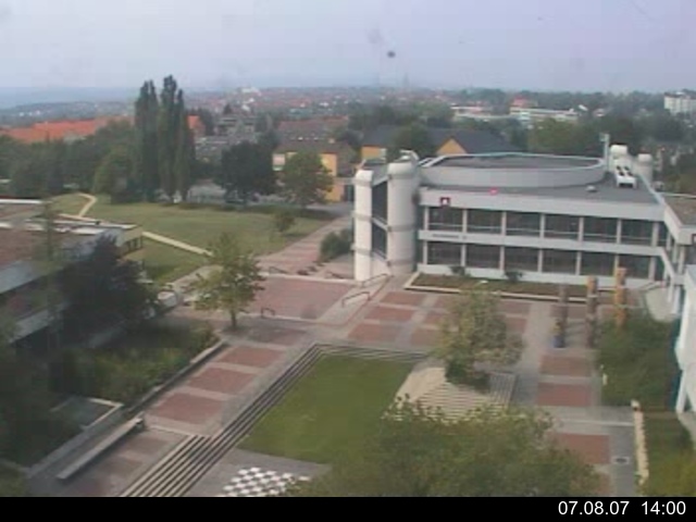 Foto der Webcam: Verwaltungsgeb&auml;ude, Innenhof mit Audimax, H&ouml;rsaal-Geb&auml;ude 1