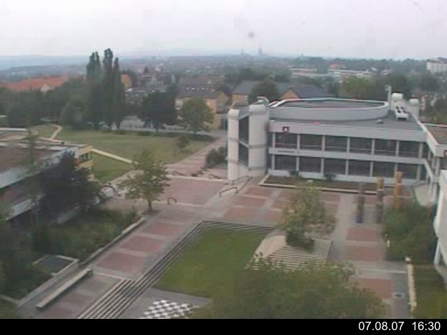 Foto der Webcam: Verwaltungsgeb&auml;ude, Innenhof mit Audimax, H&ouml;rsaal-Geb&auml;ude 1