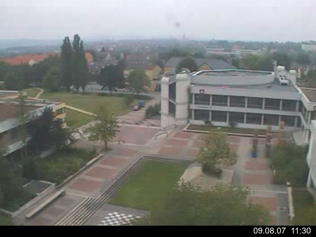 Foto der Webcam: Verwaltungsgeb&auml;ude, Innenhof mit Audimax, H&ouml;rsaal-Geb&auml;ude 1