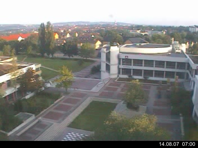 Foto der Webcam: Verwaltungsgeb&auml;ude, Innenhof mit Audimax, H&ouml;rsaal-Geb&auml;ude 1