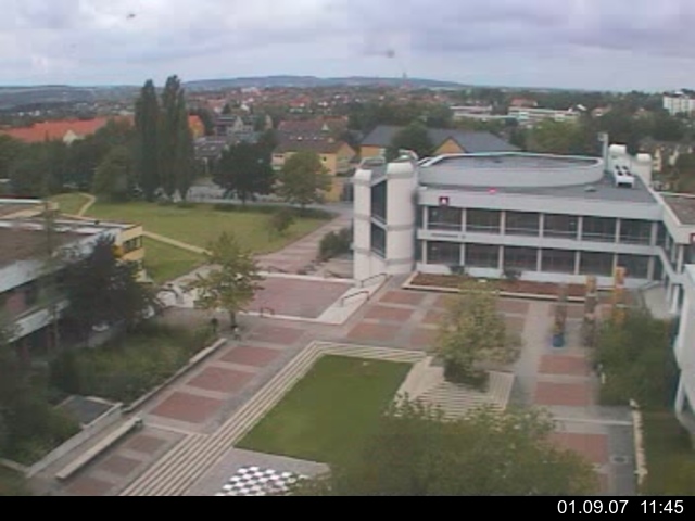 Foto der Webcam: Verwaltungsgeb&auml;ude, Innenhof mit Audimax, H&ouml;rsaal-Geb&auml;ude 1