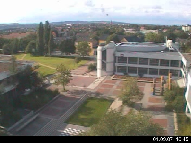 Foto der Webcam: Verwaltungsgeb&auml;ude, Innenhof mit Audimax, H&ouml;rsaal-Geb&auml;ude 1
