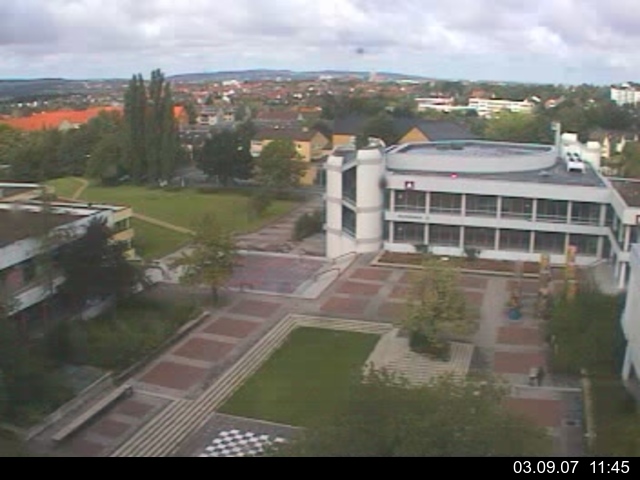 Foto der Webcam: Verwaltungsgeb&auml;ude, Innenhof mit Audimax, H&ouml;rsaal-Geb&auml;ude 1
