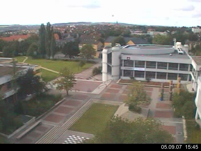 Foto der Webcam: Verwaltungsgeb&auml;ude, Innenhof mit Audimax, H&ouml;rsaal-Geb&auml;ude 1