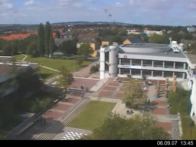 Foto der Webcam: Verwaltungsgeb&auml;ude, Innenhof mit Audimax, H&ouml;rsaal-Geb&auml;ude 1