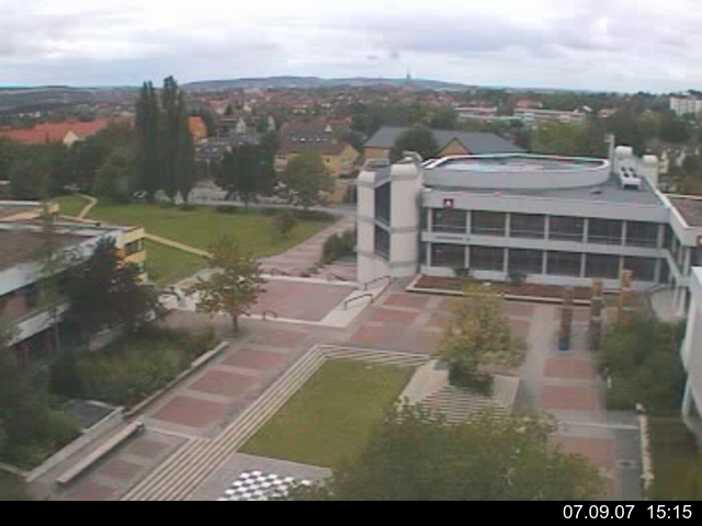 Foto der Webcam: Verwaltungsgeb&auml;ude, Innenhof mit Audimax, H&ouml;rsaal-Geb&auml;ude 1