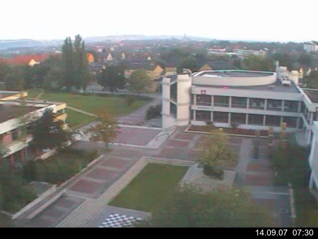 Foto der Webcam: Verwaltungsgeb&auml;ude, Innenhof mit Audimax, H&ouml;rsaal-Geb&auml;ude 1