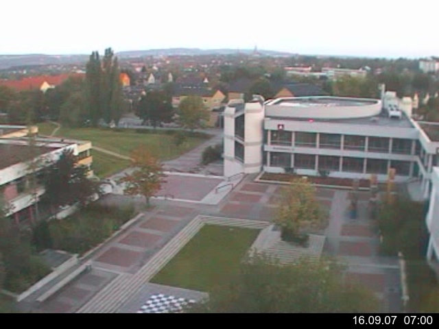 Foto der Webcam: Verwaltungsgeb&auml;ude, Innenhof mit Audimax, H&ouml;rsaal-Geb&auml;ude 1