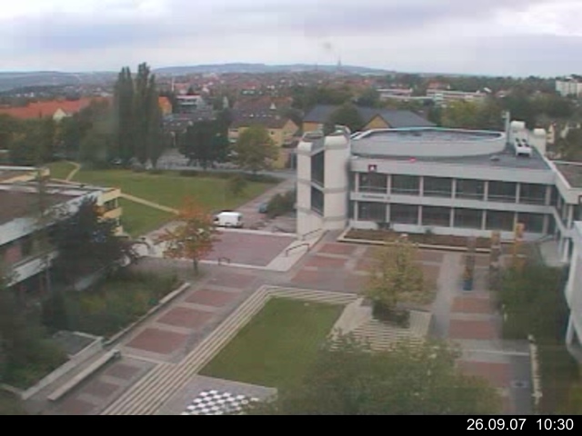 Foto der Webcam: Verwaltungsgeb&auml;ude, Innenhof mit Audimax, H&ouml;rsaal-Geb&auml;ude 1