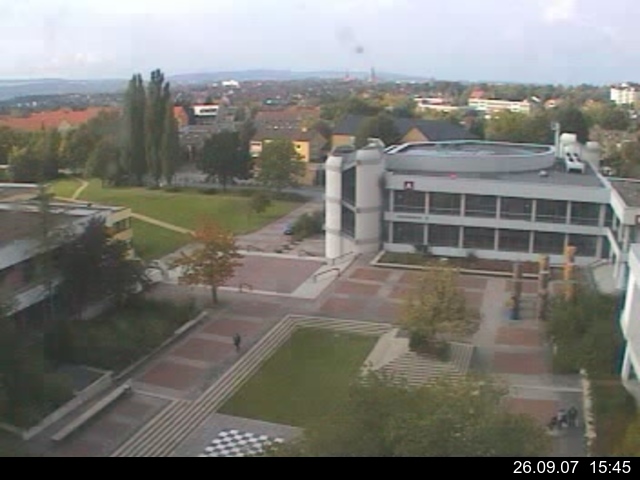 Foto der Webcam: Verwaltungsgeb&auml;ude, Innenhof mit Audimax, H&ouml;rsaal-Geb&auml;ude 1