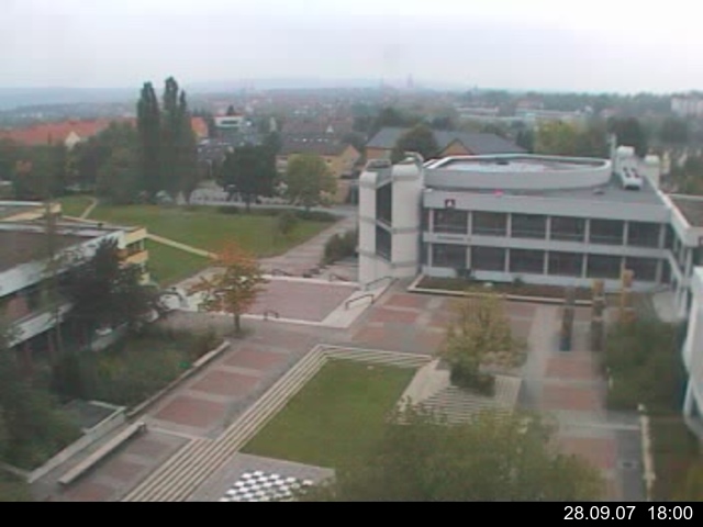 Foto der Webcam: Verwaltungsgeb&auml;ude, Innenhof mit Audimax, H&ouml;rsaal-Geb&auml;ude 1