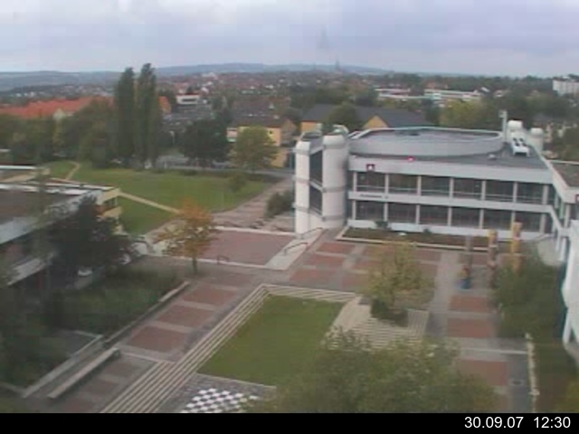 Foto der Webcam: Verwaltungsgeb&auml;ude, Innenhof mit Audimax, H&ouml;rsaal-Geb&auml;ude 1