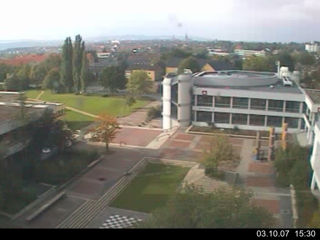 Foto der Webcam: Verwaltungsgeb&auml;ude, Innenhof mit Audimax, H&ouml;rsaal-Geb&auml;ude 1