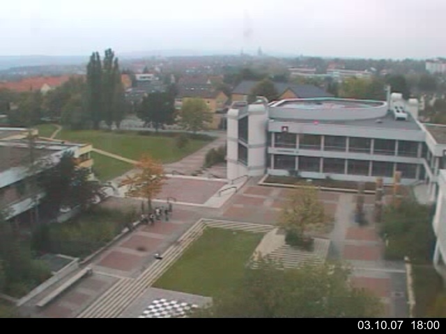 Foto der Webcam: Verwaltungsgeb&auml;ude, Innenhof mit Audimax, H&ouml;rsaal-Geb&auml;ude 1