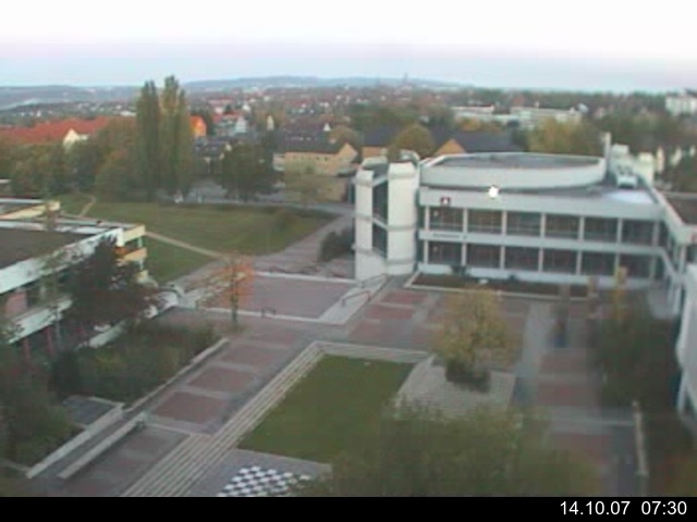 Foto der Webcam: Verwaltungsgeb&auml;ude, Innenhof mit Audimax, H&ouml;rsaal-Geb&auml;ude 1