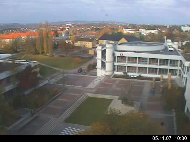 Foto der Webcam: Verwaltungsgeb&auml;ude, Innenhof mit Audimax, H&ouml;rsaal-Geb&auml;ude 1