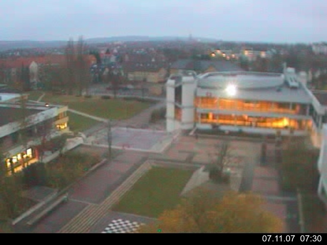 Foto der Webcam: Verwaltungsgeb&auml;ude, Innenhof mit Audimax, H&ouml;rsaal-Geb&auml;ude 1