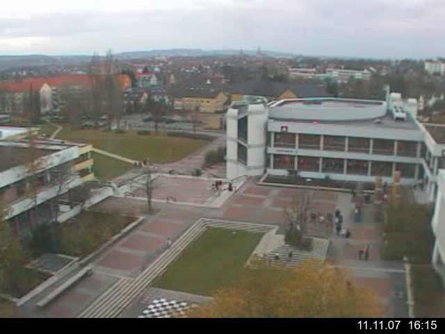 Foto der Webcam: Verwaltungsgeb&auml;ude, Innenhof mit Audimax, H&ouml;rsaal-Geb&auml;ude 1