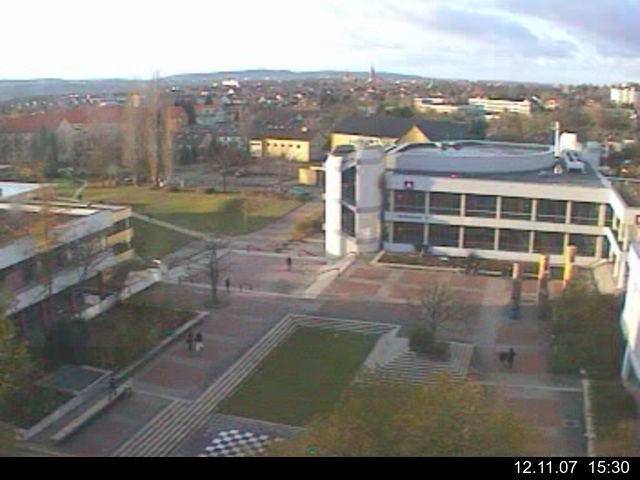 Foto der Webcam: Verwaltungsgeb&auml;ude, Innenhof mit Audimax, H&ouml;rsaal-Geb&auml;ude 1