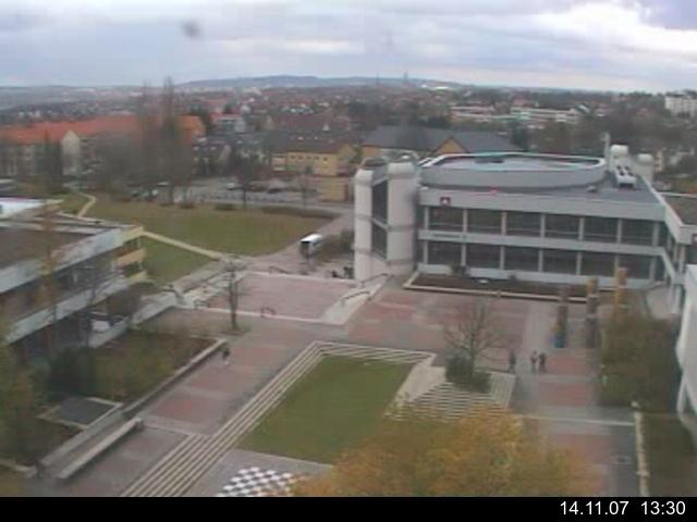Foto der Webcam: Verwaltungsgeb&auml;ude, Innenhof mit Audimax, H&ouml;rsaal-Geb&auml;ude 1
