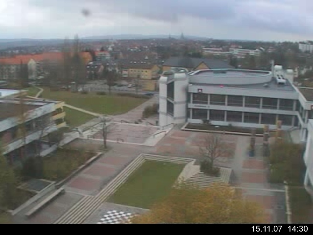 Foto der Webcam: Verwaltungsgeb&auml;ude, Innenhof mit Audimax, H&ouml;rsaal-Geb&auml;ude 1