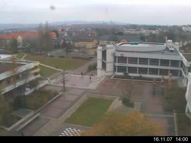 Foto der Webcam: Verwaltungsgeb&auml;ude, Innenhof mit Audimax, H&ouml;rsaal-Geb&auml;ude 1