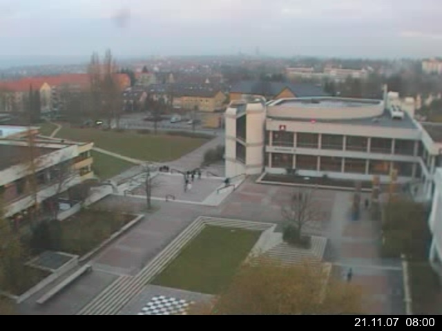 Foto der Webcam: Verwaltungsgeb&auml;ude, Innenhof mit Audimax, H&ouml;rsaal-Geb&auml;ude 1