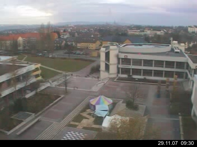 Foto der Webcam: Verwaltungsgeb&auml;ude, Innenhof mit Audimax, H&ouml;rsaal-Geb&auml;ude 1