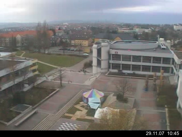 Foto der Webcam: Verwaltungsgeb&auml;ude, Innenhof mit Audimax, H&ouml;rsaal-Geb&auml;ude 1