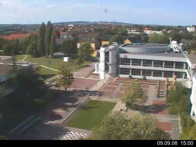 Foto der Webcam: Verwaltungsgeb&auml;ude, Innenhof mit Audimax, H&ouml;rsaal-Geb&auml;ude 1