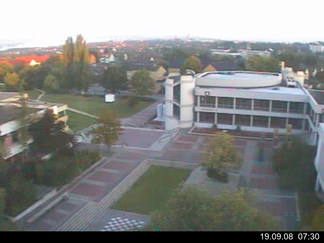 Foto der Webcam: Verwaltungsgeb&auml;ude, Innenhof mit Audimax, H&ouml;rsaal-Geb&auml;ude 1
