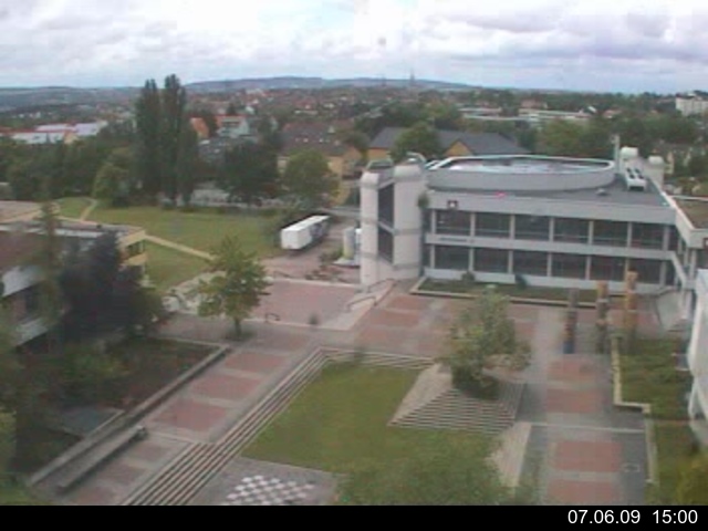 Foto der Webcam: Verwaltungsgeb&auml;ude, Innenhof mit Audimax, H&ouml;rsaal-Geb&auml;ude 1