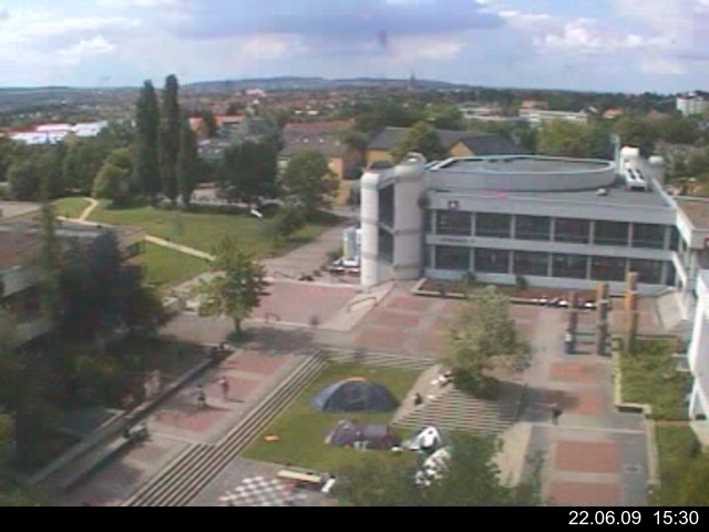 Foto der Webcam: Verwaltungsgeb&auml;ude, Innenhof mit Audimax, H&ouml;rsaal-Geb&auml;ude 1