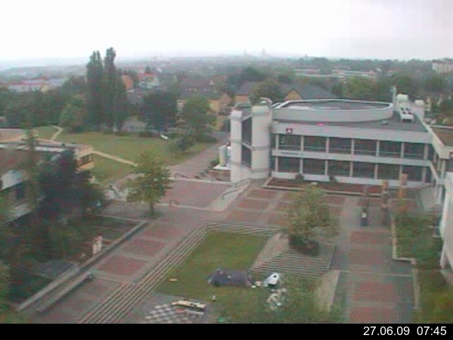 Foto der Webcam: Verwaltungsgeb&auml;ude, Innenhof mit Audimax, H&ouml;rsaal-Geb&auml;ude 1