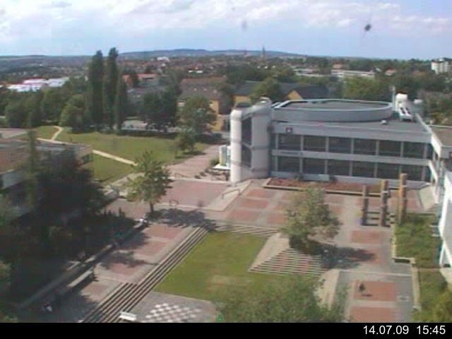 Foto der Webcam: Verwaltungsgeb&auml;ude, Innenhof mit Audimax, H&ouml;rsaal-Geb&auml;ude 1