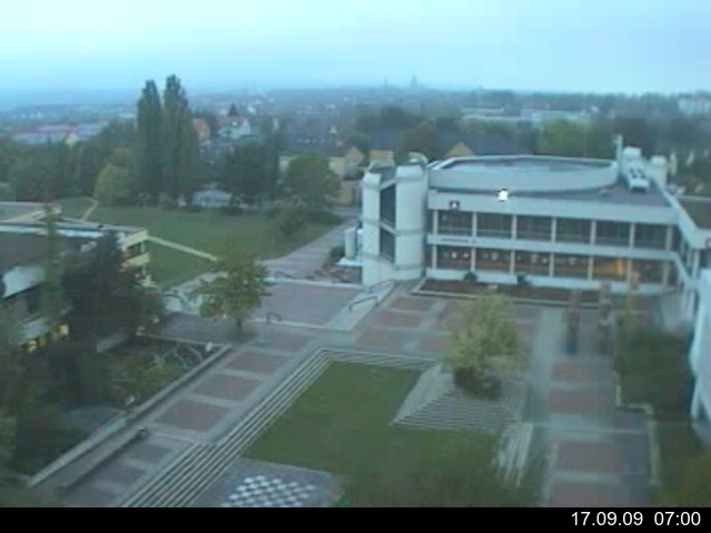 Foto der Webcam: Verwaltungsgeb&auml;ude, Innenhof mit Audimax, H&ouml;rsaal-Geb&auml;ude 1