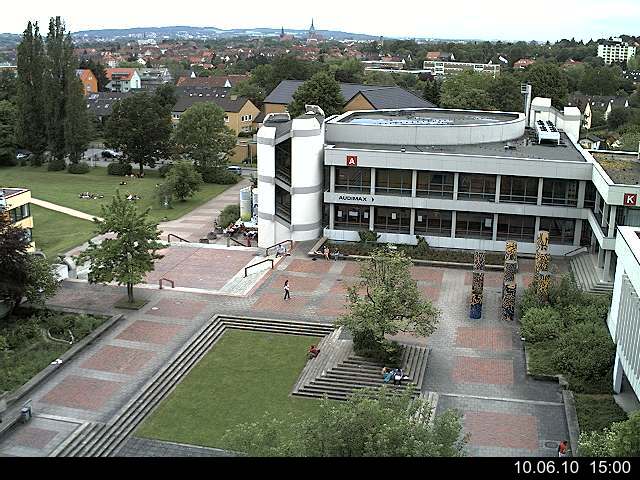 Foto der Webcam: Verwaltungsgeb&auml;ude, Innenhof mit Audimax, H&ouml;rsaal-Geb&auml;ude 1