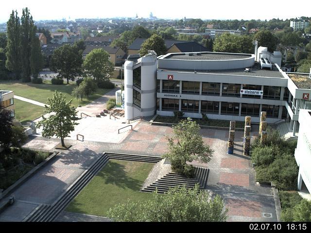 Foto der Webcam: Verwaltungsgeb&auml;ude, Innenhof mit Audimax, H&ouml;rsaal-Geb&auml;ude 1