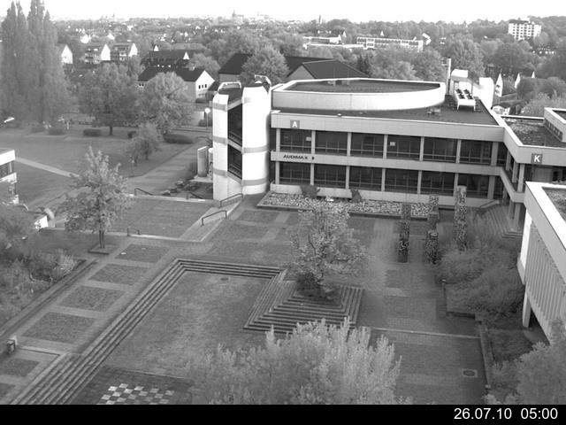 Foto der Webcam: Verwaltungsgeb&auml;ude, Innenhof mit Audimax, H&ouml;rsaal-Geb&auml;ude 1