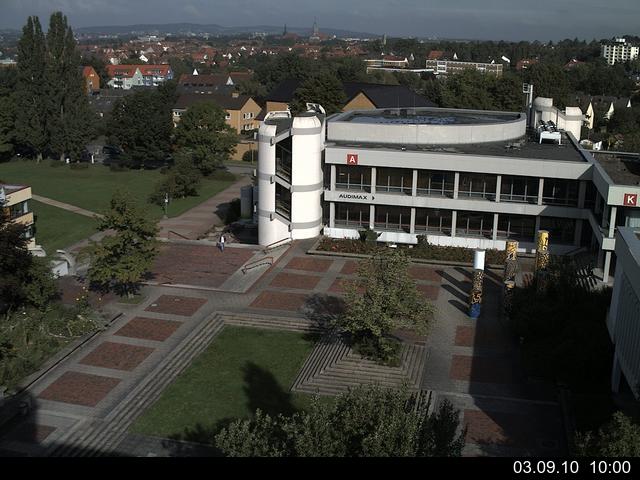 Foto der Webcam: Verwaltungsgeb&auml;ude, Innenhof mit Audimax, H&ouml;rsaal-Geb&auml;ude 1
