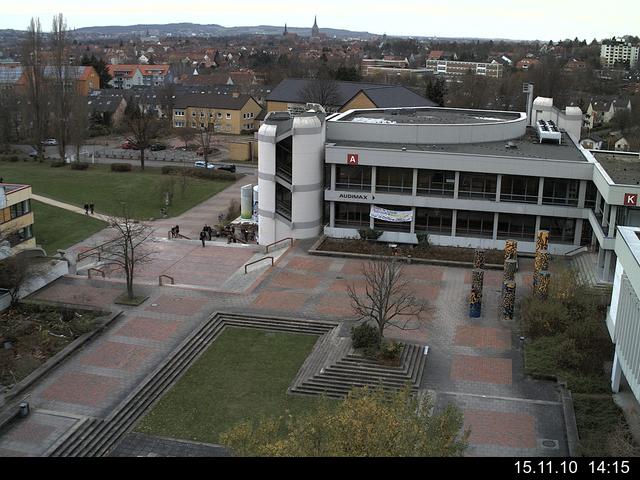 Foto der Webcam: Verwaltungsgeb&auml;ude, Innenhof mit Audimax, H&ouml;rsaal-Geb&auml;ude 1