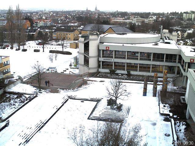 Foto der Webcam: Verwaltungsgeb&auml;ude, Innenhof mit Audimax, H&ouml;rsaal-Geb&auml;ude 1